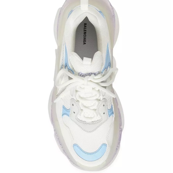 Worn once, very comfortable but heavy shoe, extra pair of unopened laces and box - Picture 2 of 2